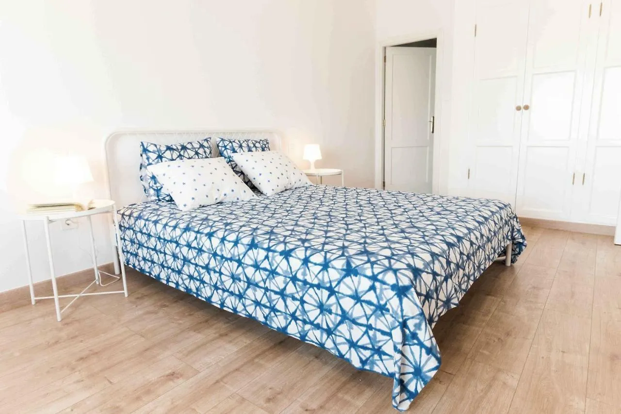 Casa Delfin On Corralejo Center Beach: Wifi, Netflix, Aircon... Holiday home