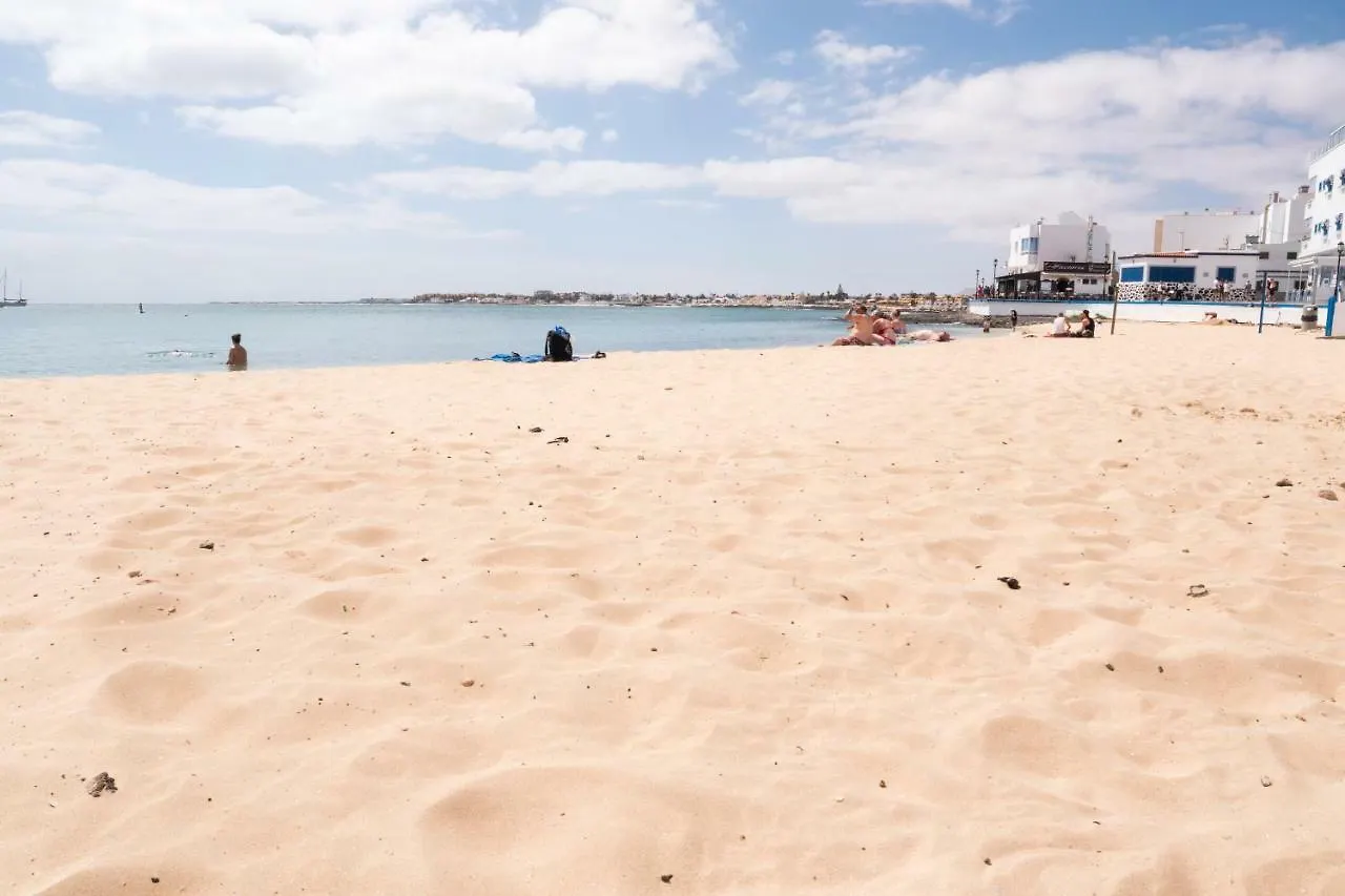 Casa Delfín on Corralejo center beach: Wifi, Netflix, aircon... 0*,  España
